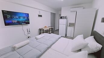 100 AN - Napa Living 37