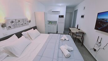 100 AN - Napa Living 22