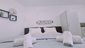 100 AN - Napa Living 22