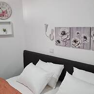 100 AN - Napa Living 40