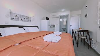 100 AN - Napa Living 40