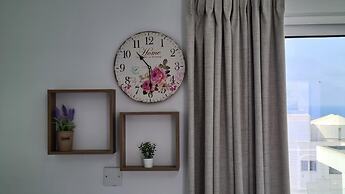 100 AN - Napa Living 39