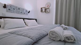 100 AN - Napa Living 39