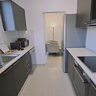 104 NIC - 403 Stay Cosmo City Suite