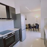 104 NIC - 401 Stay Cosmo City Suite