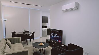 104 NIC - 401 Stay Cosmo City Suite