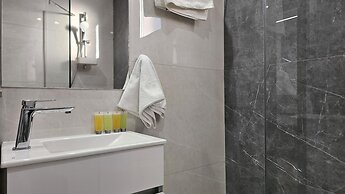 104 NIC - 401 Stay Cosmo City Suite