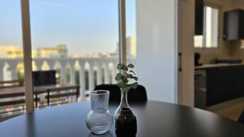 104 NIC - 401 Stay Cosmo City Suite