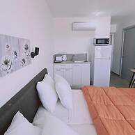 100 AN - Napa Living 38