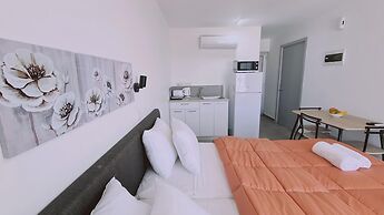 100 AN - Napa Living 38