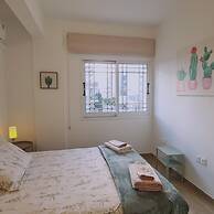 83 Lim3 - Stay Sunlit Apartment