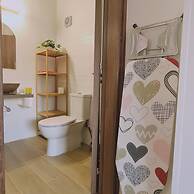 83 Lim3 - Stay Sunlit Apartment