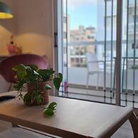 83 Lim3 - Stay Sunlit Apartment