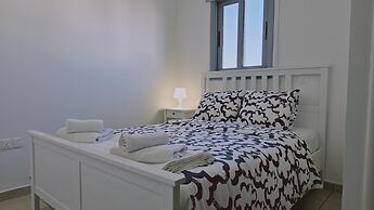 64 LCA - Stay Skyline Nest