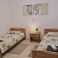 04 PAP - Stay in Paradise Gardens