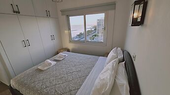 01 LIM - Stay Sky Apartment