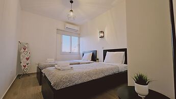 01 LIM - Stay Sky Apartment