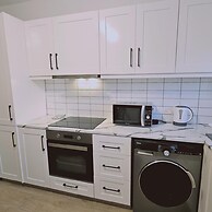 01 LIM - Stay Sky Apartment