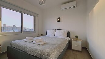 01 LIM - Stay Sky Apartment