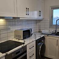 01 LIM - Stay Sky Apartment