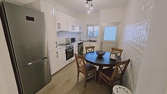 01 LIM - Stay Sky Apartment