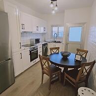 01 LIM - Stay Sky Apartment