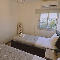 01 LIM - Stay Sky Apartment