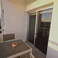 01 LIM - Stay Sky Apartment