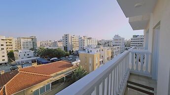 104 NIC - 402 Stay Cosmo City Suite