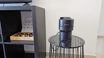 104 NIC - 402 Stay Cosmo City Suite