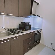 104 NIC - 102 Stay Cosmo City Suite