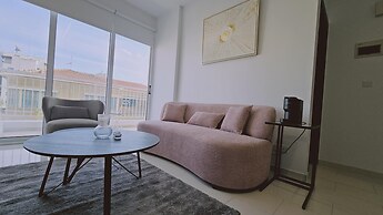 104 NIC - 102 Stay Cosmo City Suite