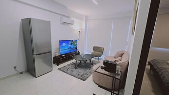 104 NIC - 102 Stay Cosmo City Suite