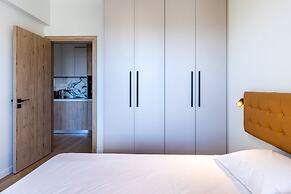 94 NIC - Stay Cityscape Charm