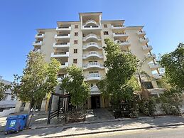 94 NIC - Stay Cityscape Charm