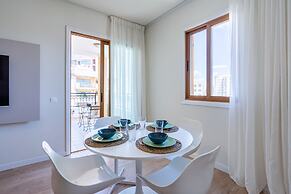 94 NIC - Stay Cityscape Charm