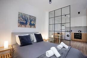 89 LIM - Stay Zen Studio