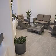 96 Nic2 - Stay Urban Skin Suite