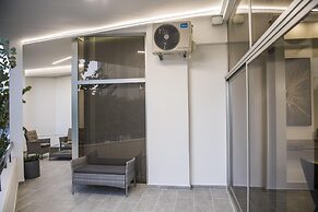 96 Nic2 - Stay Urban Skin Suite