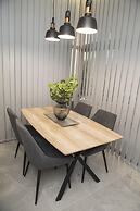 96 Nic2 - Stay Urban Skin Suite