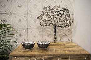 96 Nic2 - Stay Urban Skin Suite