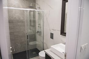 96 Nic2 - Stay Urban Skin Suite