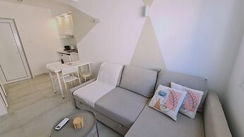 84 AN 1 - Stay Napa Aura Apartment