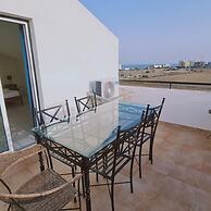 69 LCA - Stay Sea and Salt Lake Panoramic View Apt