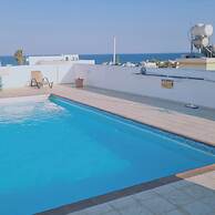 13 LCA - Stay Suncity Apartment