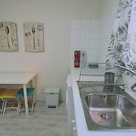 99 LIM - Stay Almeria Apartment