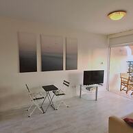 99 LIM - Stay Almeria Apartment