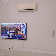 98 LIM - Stay W Apartment