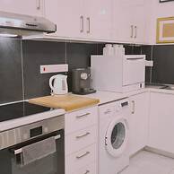 98 LIM - Stay W Apartment