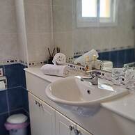 90 TLA - Stay Tala Sea View Apartment